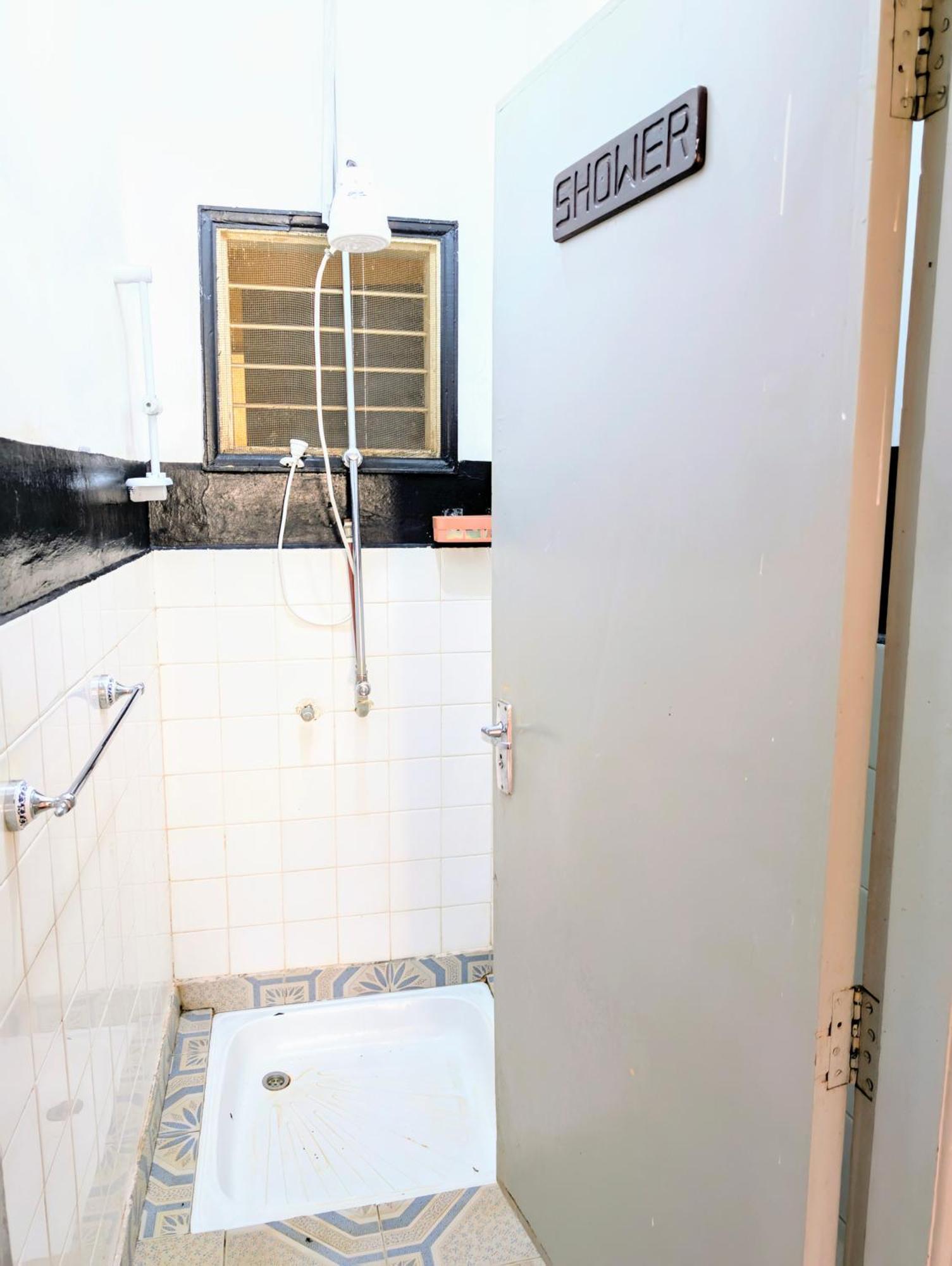 Dans Place Moshi Kültér fotó